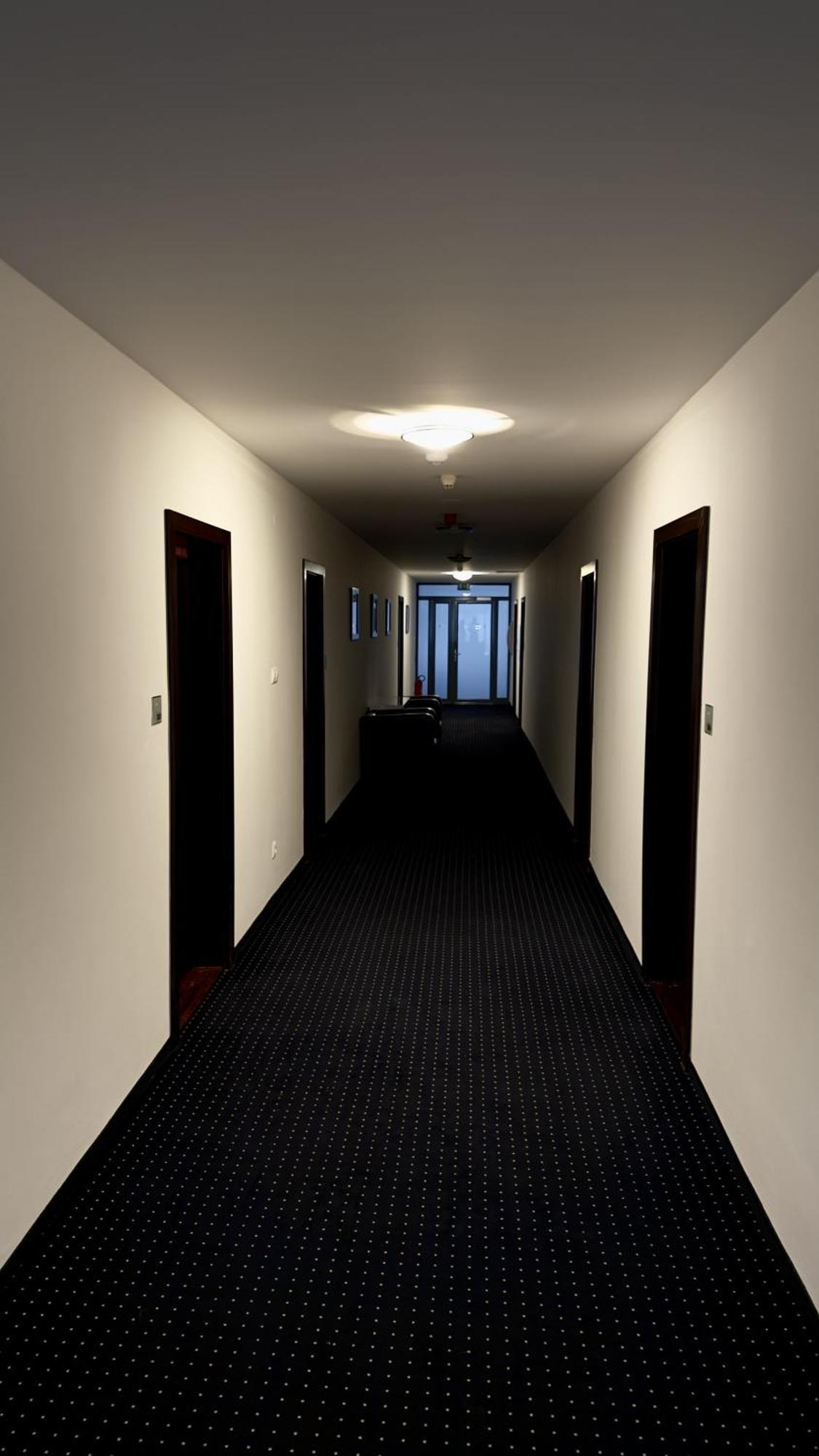 Aston Hotel Bratislava Exterior foto